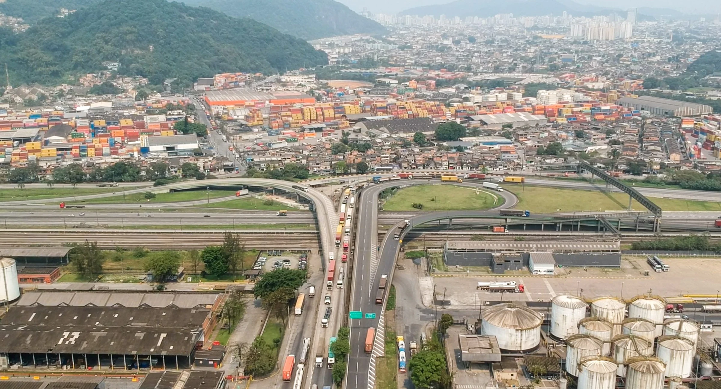 The HyperPort container corridor concept from the Port of Santos